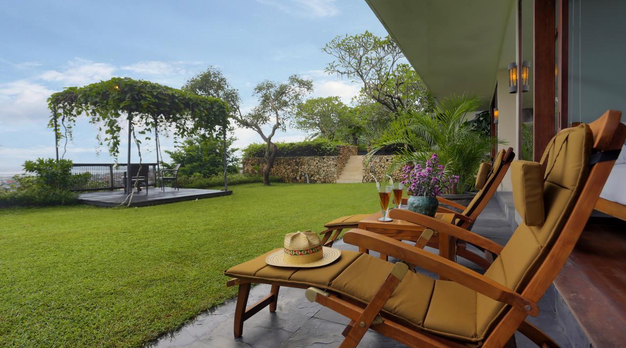The Longhouse, Jimbaran - Bali Otel Dış mekan fotoğraf